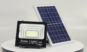 Слънчева LED лампа 400W със соларен панел